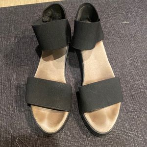 Charleston Shoe size 7 Monterey Style Black